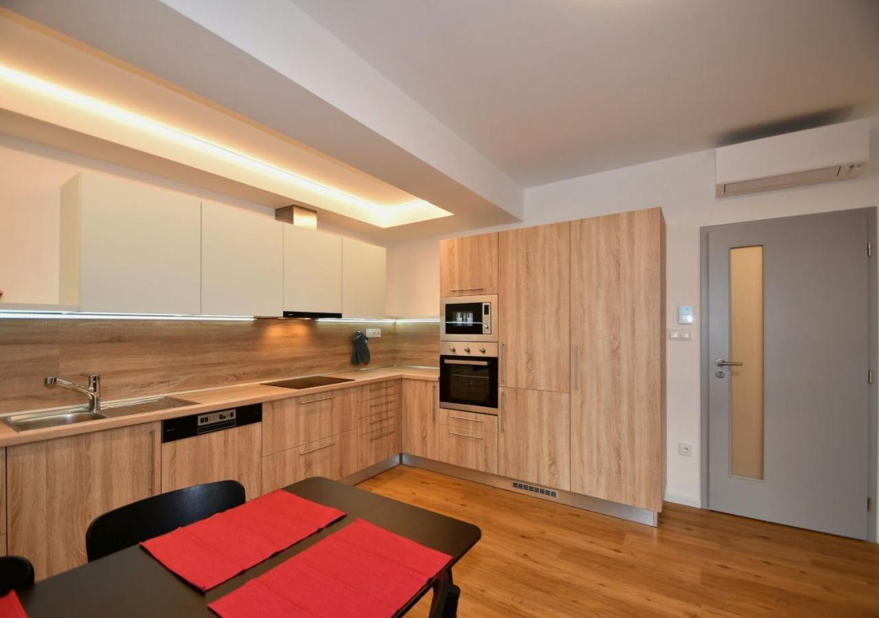 Efi Residence Holzova 28 Brno Exterior foto